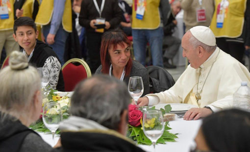 Almuerzo_del_Papa_en_la_Jornada_Mundial_de_los_pobres