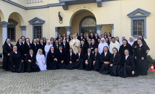 Eucaristia Santa Marta 36